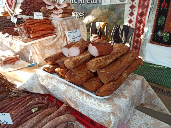 Sausages and cold cuts in Hungary and Romania