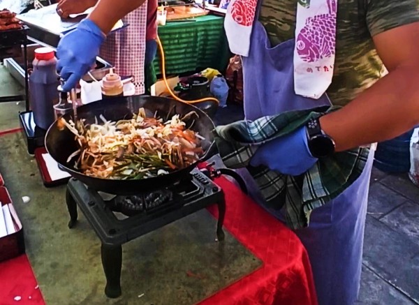 How to make Yakisoba? A Japanese recipe How to make Yakisoba? A Japanese recipe