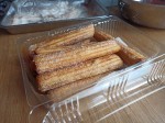 How to make traditional churros with dulce de leche filling? A step-by-step recipe