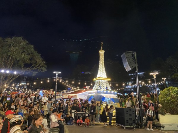 A culinary visit to Europe on the Christmas market in Baguio