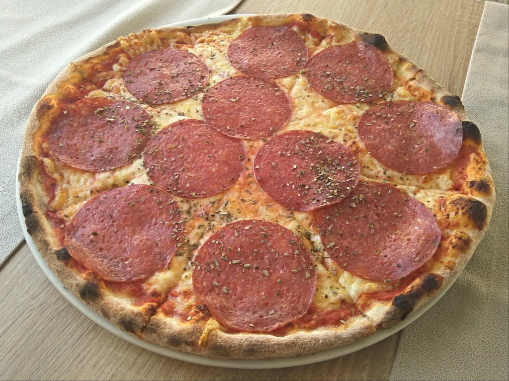 Pizza Salami – Hvar
