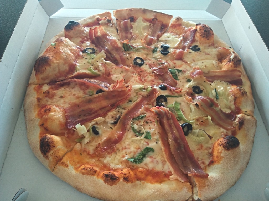 Pizza Težačka – Makarska Pizza Težačka – Makarska