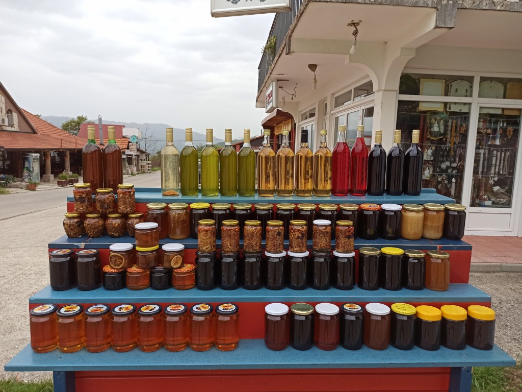 Honey varieties in Montenegro