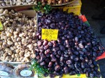 Organic Turkish figs and dates from Iran