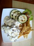 Chicken breast with grilled zucchini - Costa Rica