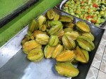 Take with you juicy fruits that are not packed in any plastic bag or box - apples, water apples, pears, plums or carambola
