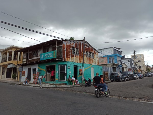 What is a 'cafetería' in the Dominican Republic?