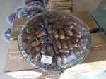 How to choose the best dates in Oman? Dried dates.