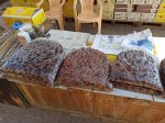 How to choose the best dates in Oman? Dried dates.