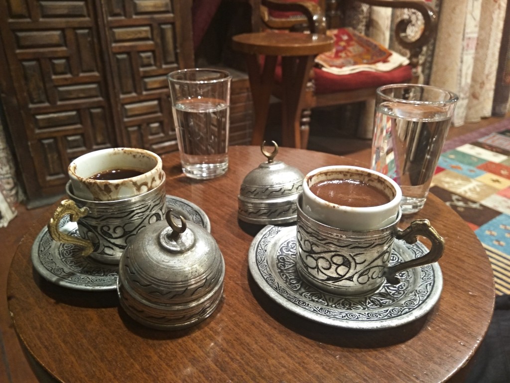 Turkish coffee - how to make it and drink it? Turkish coffee - how to make it and drink it?
