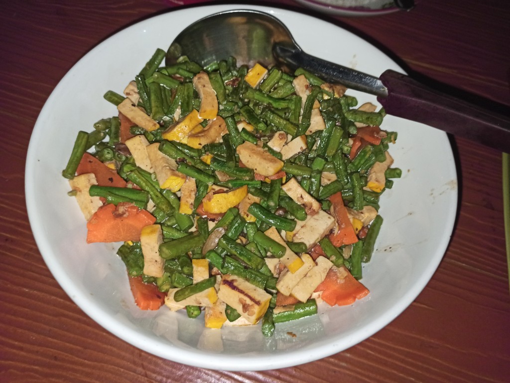 Fried green beans with tofu