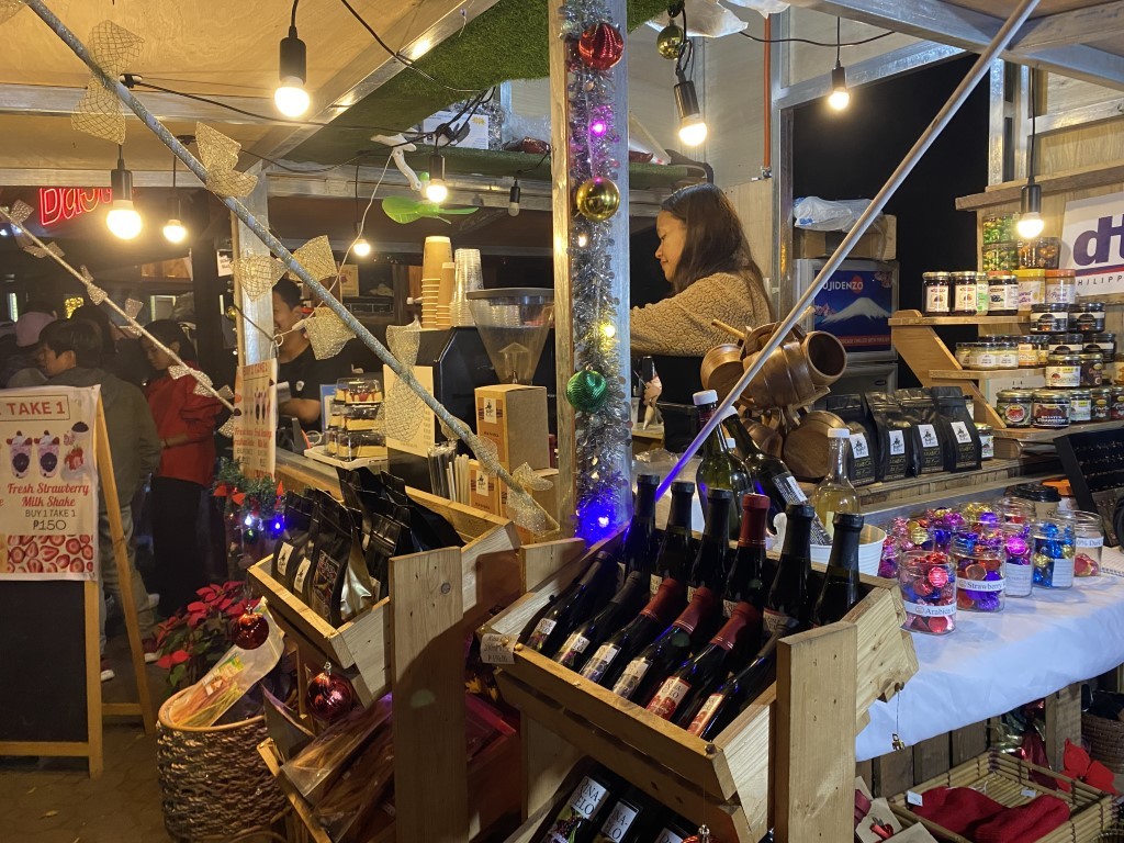 A culinary visit to Europe on the Christmas market in Baguio - organic wines