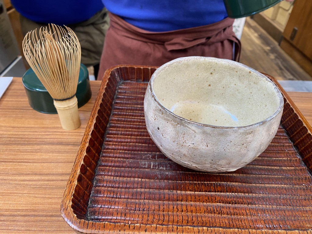 Prepare all needed utensils or their substitutes for preparing matcha tea Prepare all needed utensils or their substitutes for preparing matcha tea