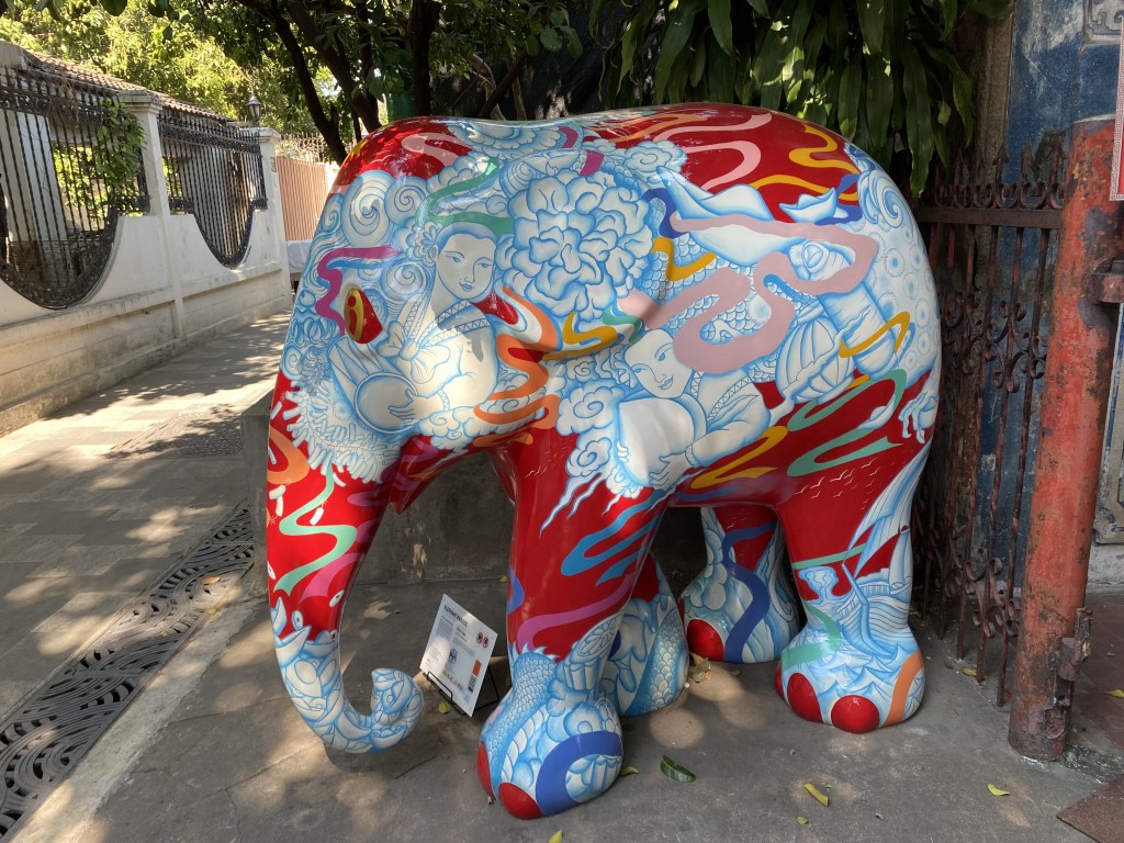 22. China Town 22. China Town